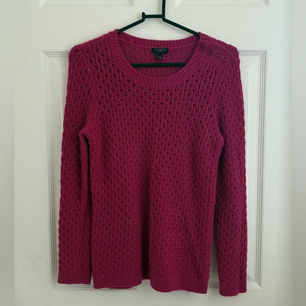 TALBOTS raspberry pink eyelet side shoulder button crew sweater